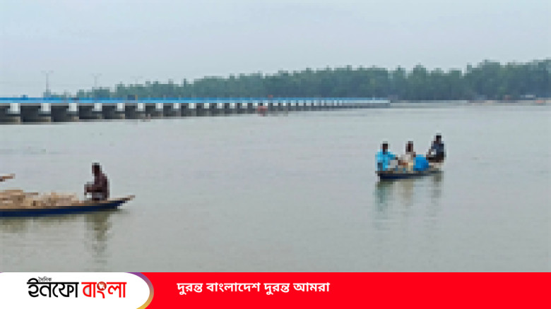 উজানের ঢলে পানি বাড়ছে তিস্তার...